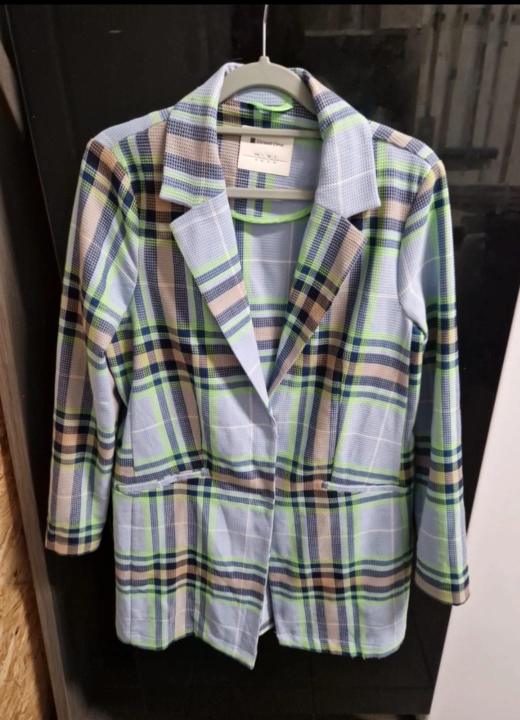 Geruit blazer met geel, groen en blauw patroon