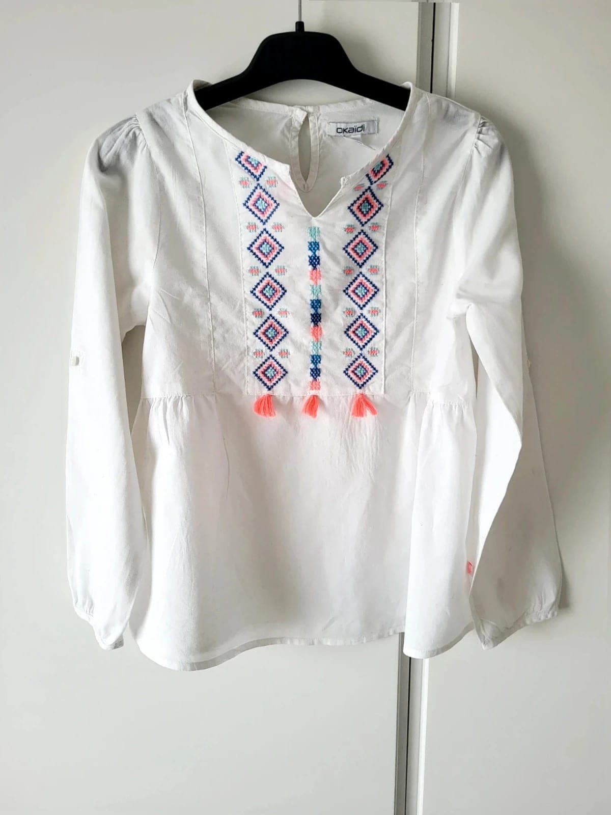 Witte Okaïdi blouse Met Borduursel – maat 128 (8 jaar)