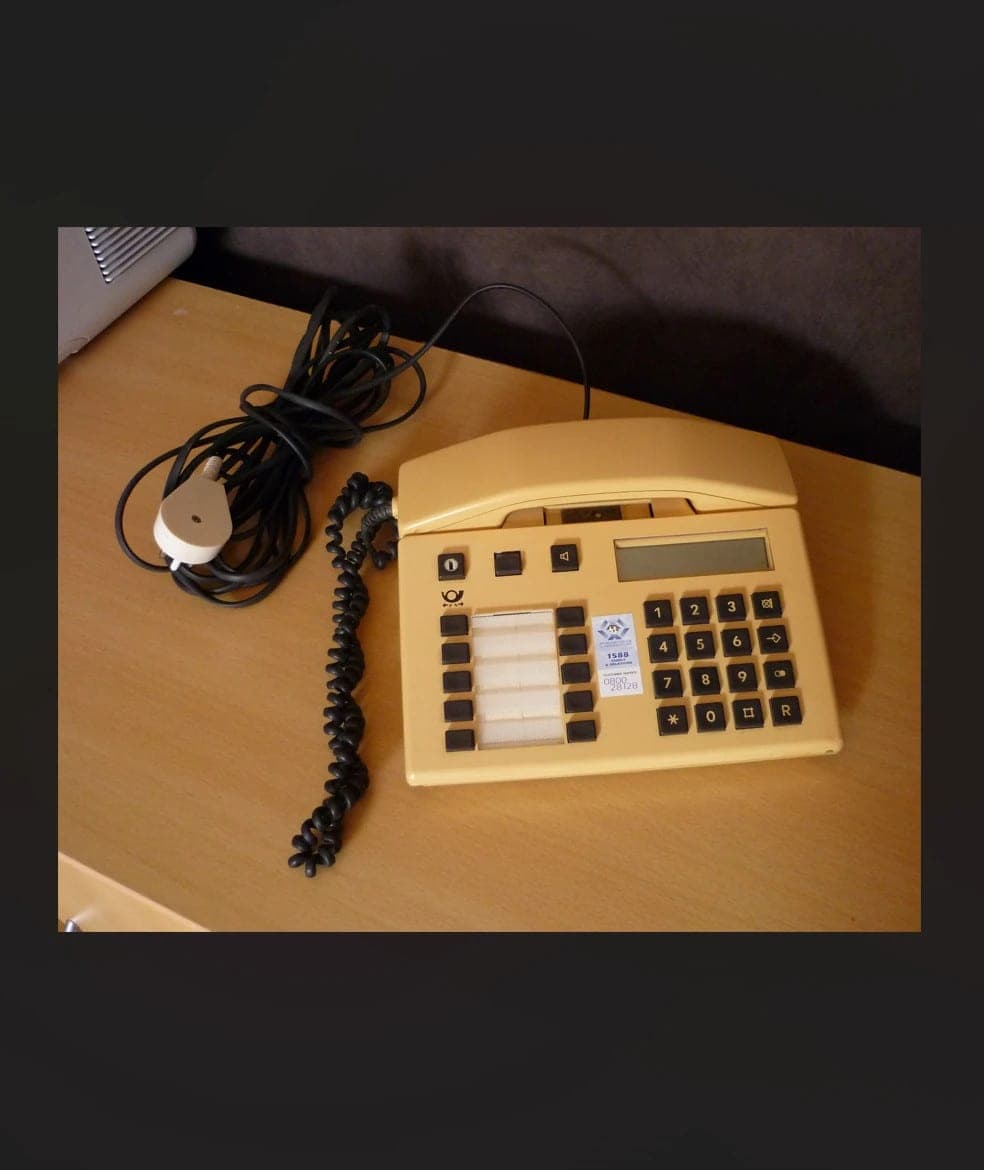 Vintage Retro beige gele Telekom vaste draad telefoon