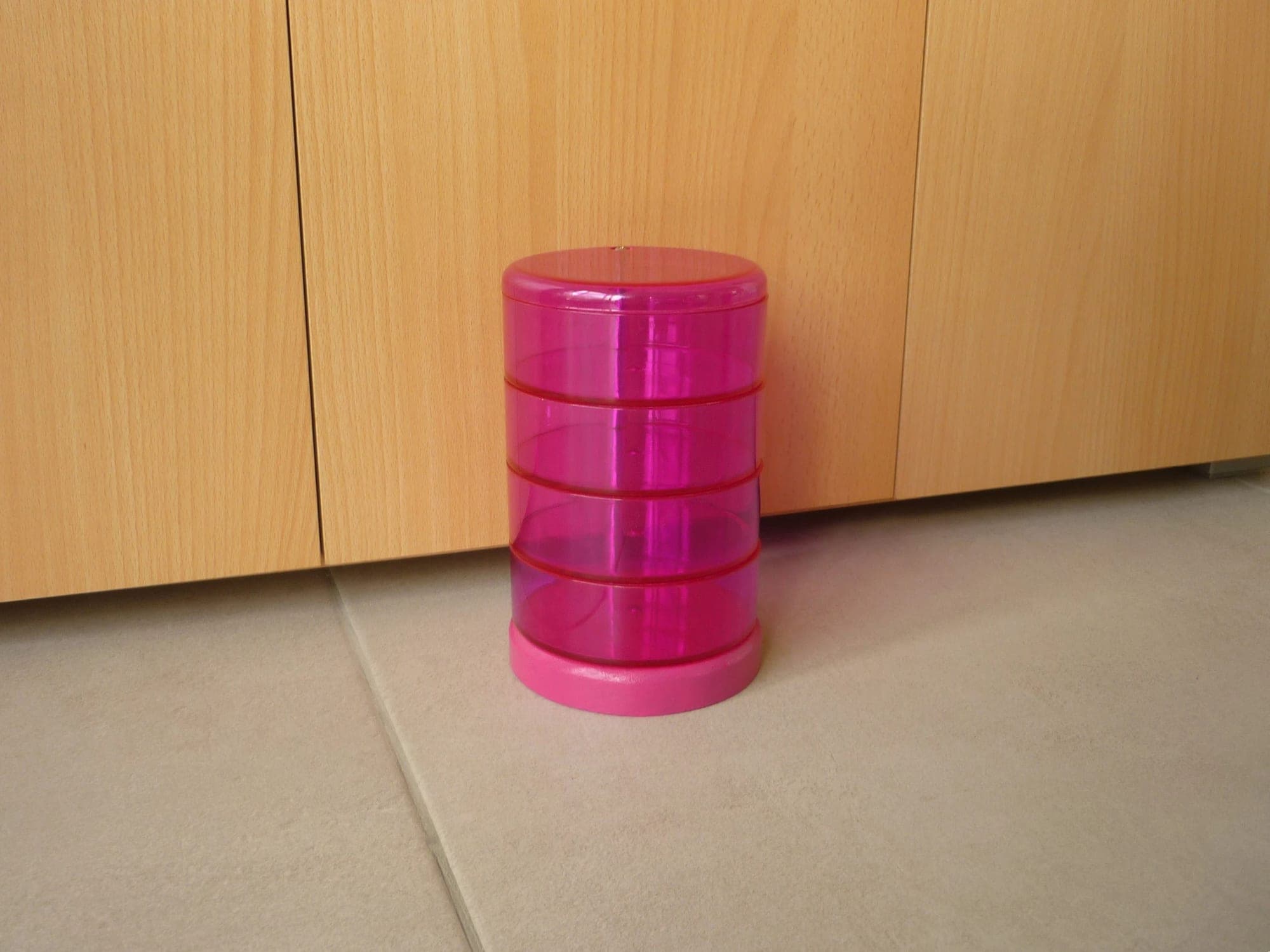 Wenko acryl tower transparant fuchsia roze
