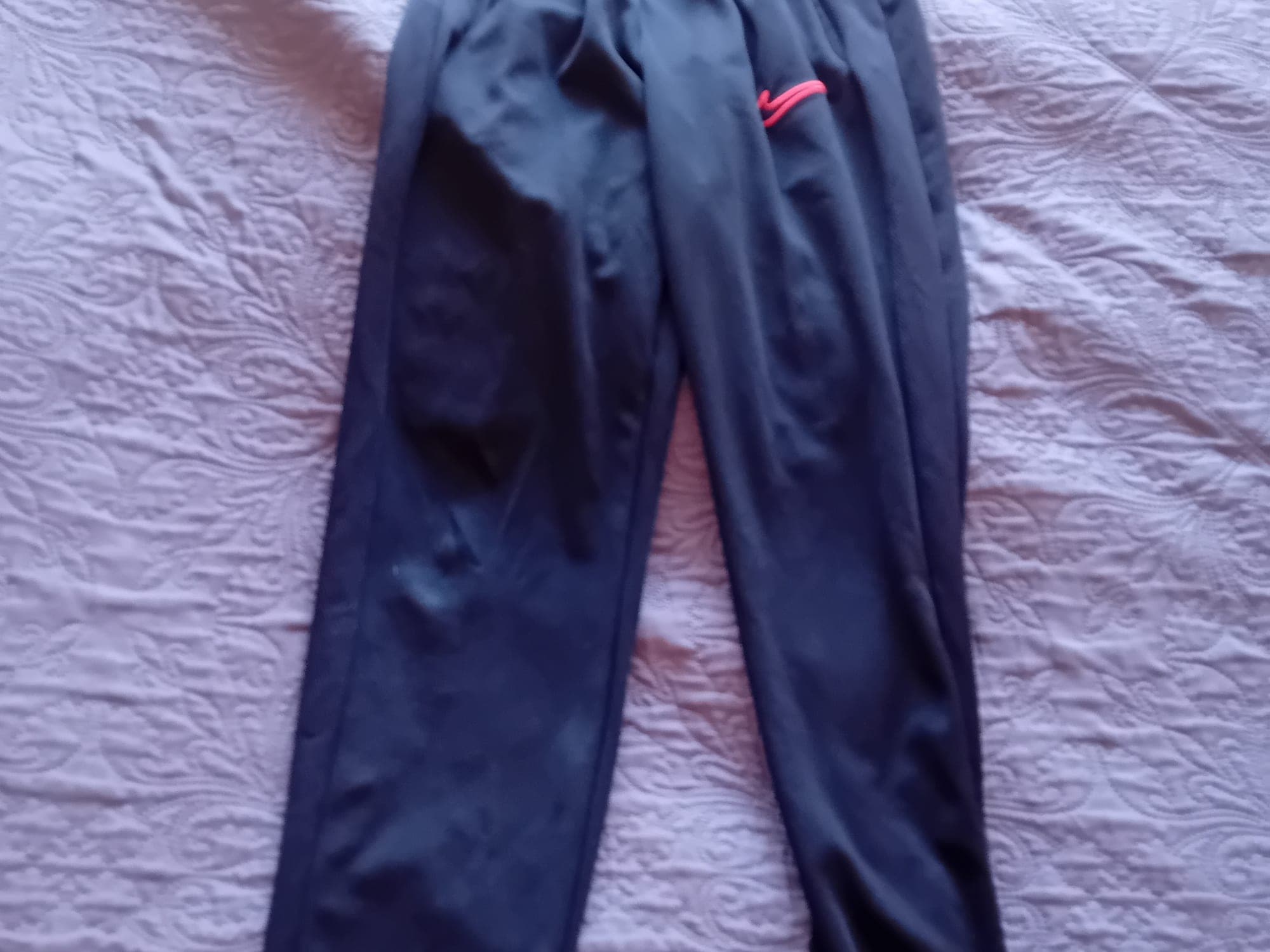 Nike Dri-FIT Sportbroek donkerblauw met rode logo