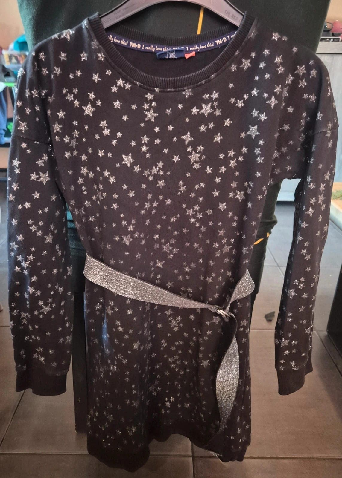 Tom-Du jurk met sterren en riem