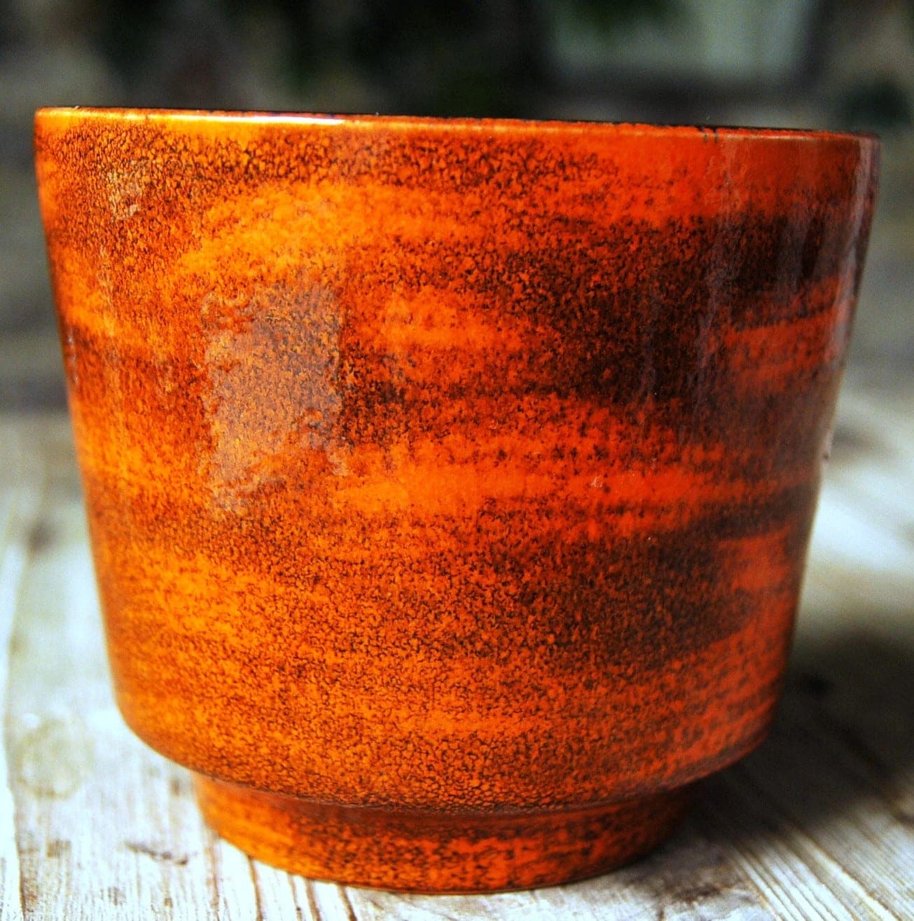 West-Germany oranje bloempot
