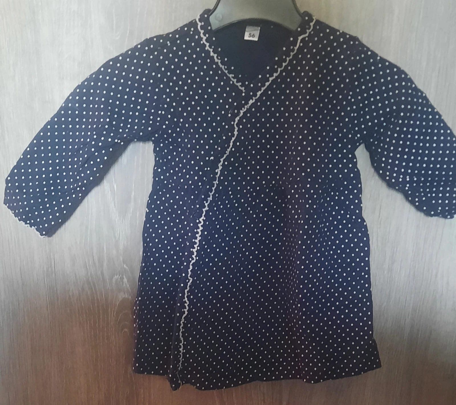 Zeeman jurkje met stipjes - maat 56 cm