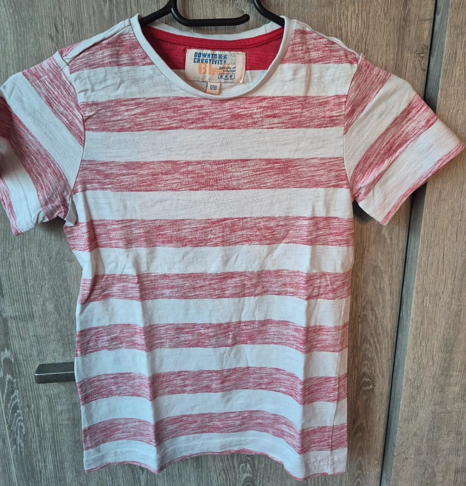2x Downtown T-shirt jongens rood en blauw