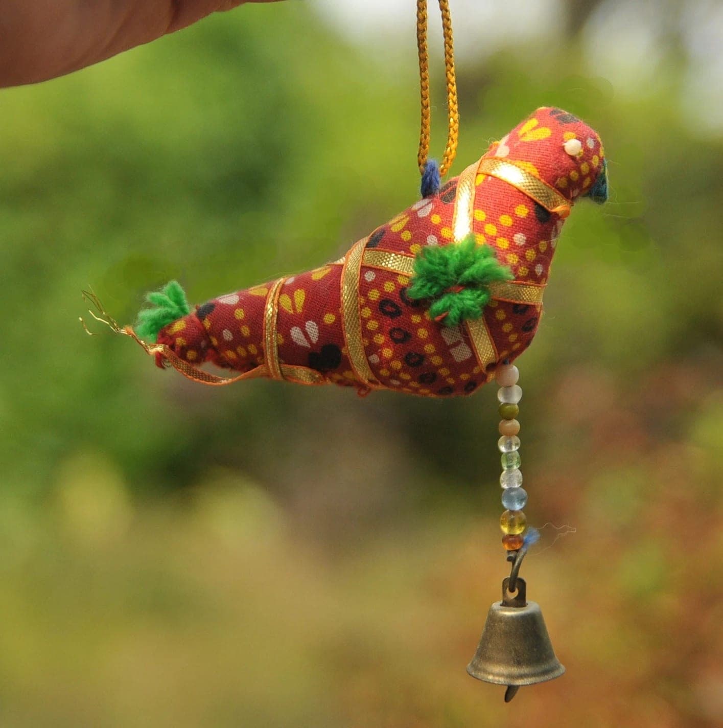 Rajasthani vogeltje met belletje - handgemaakt