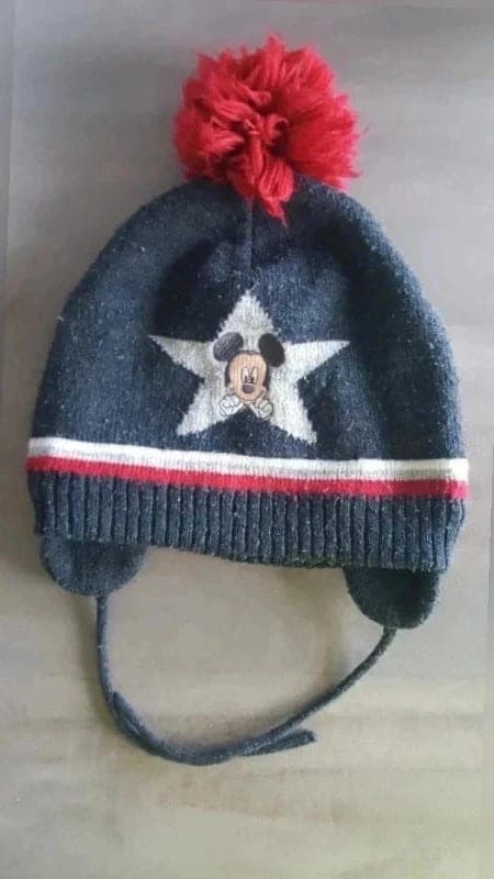 Grijze mickey mouse muts 86
