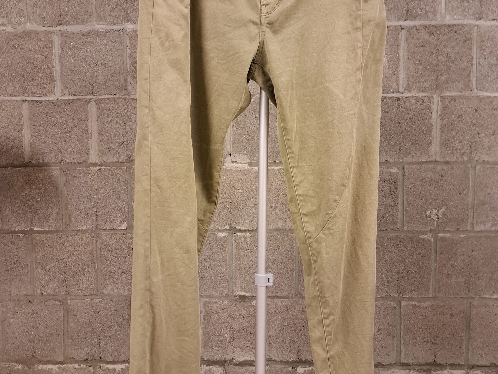Khaki chino EDC