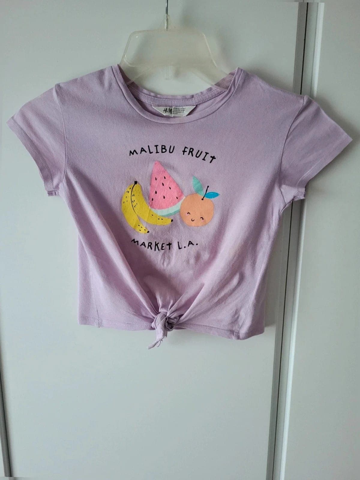 H&M lichtpaars T-shirt fruit print met knoop | maat 110/116