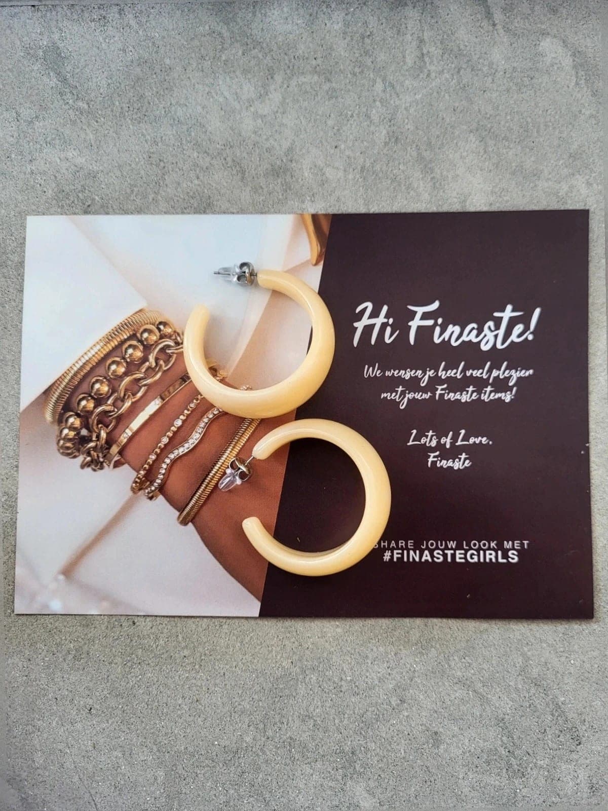 Statement Oorbellen crème / Ivoor – chunky hoops – finaste – nieuw