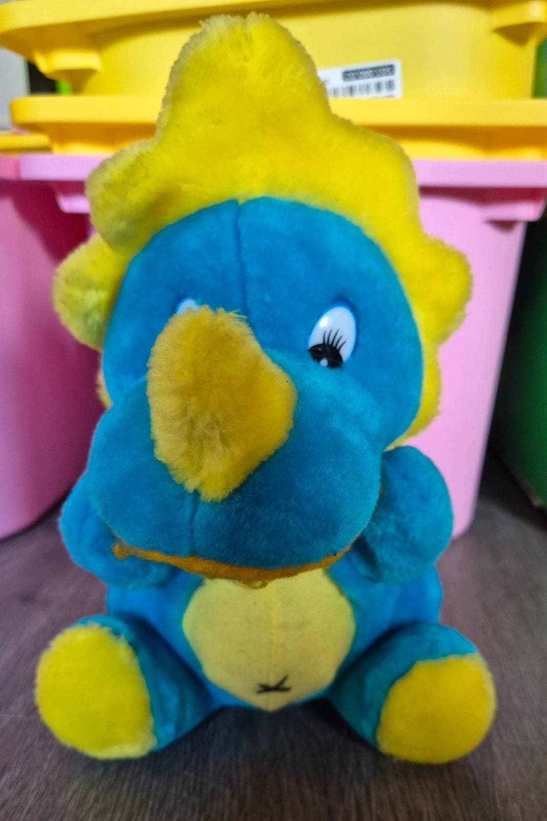 Schattige knuffel Dino - zacht speelgoed