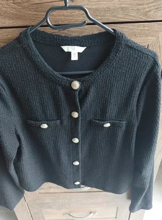 H&M zwarte vest met gouden knopen