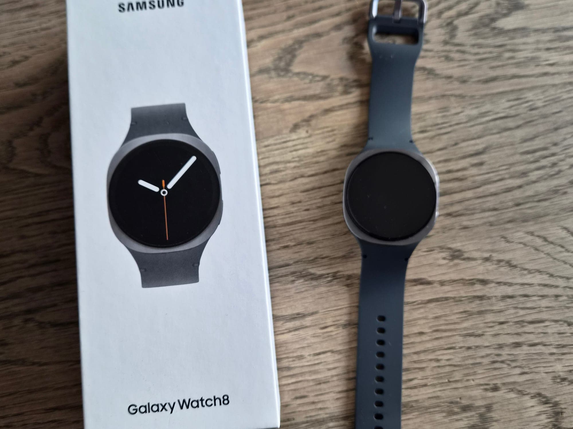 Samsung Galaxy Watch8 smartwatch met zwart bandje