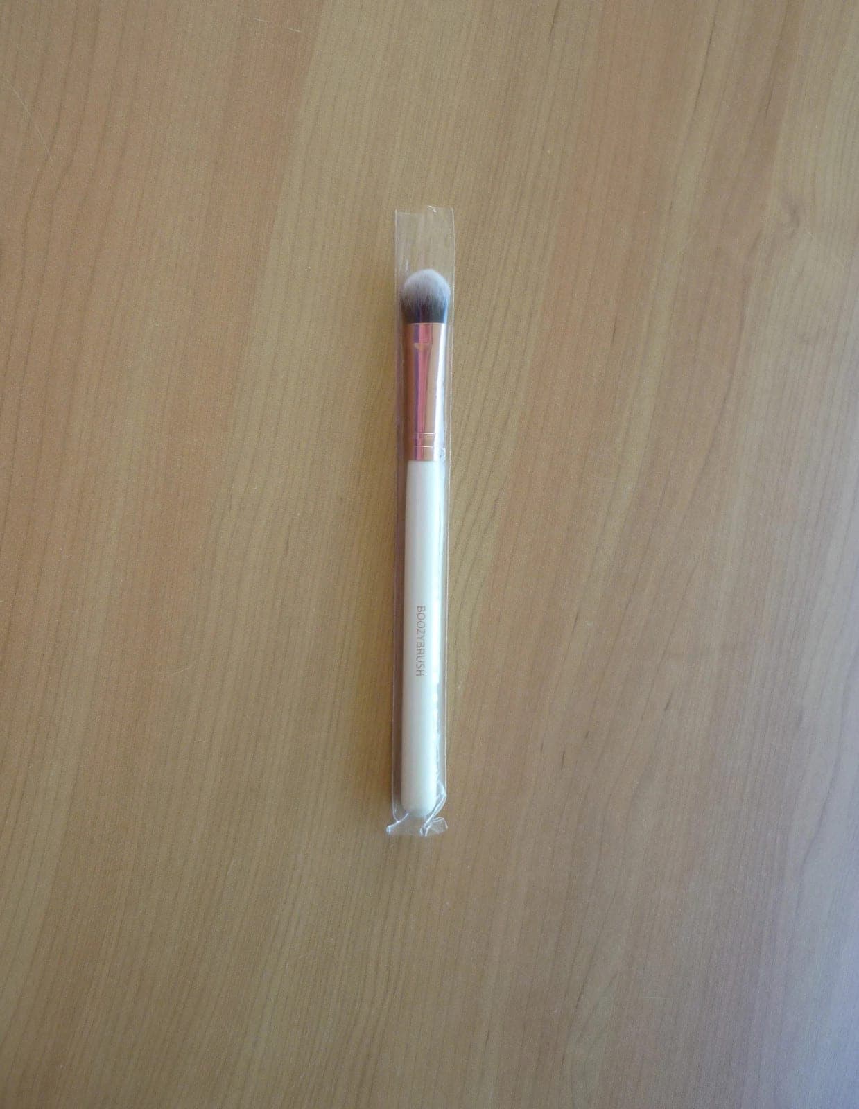 Boozybrush Large shader 5200 van Boozyshop oogschaduw brush penseel kwast borste