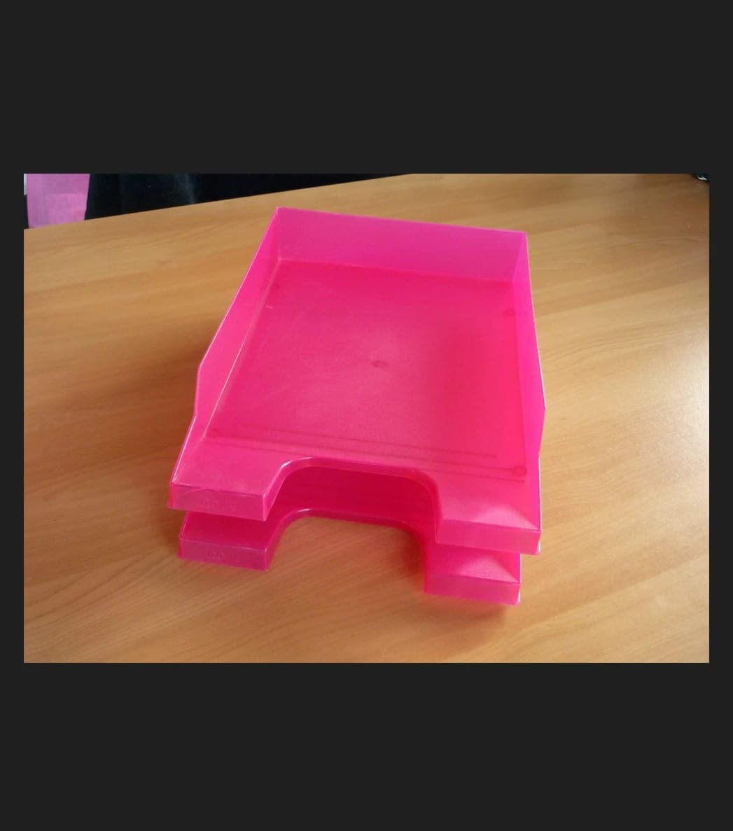 Set van 2 fuchsia roze half transparante vakken brievenbak papierhouder document