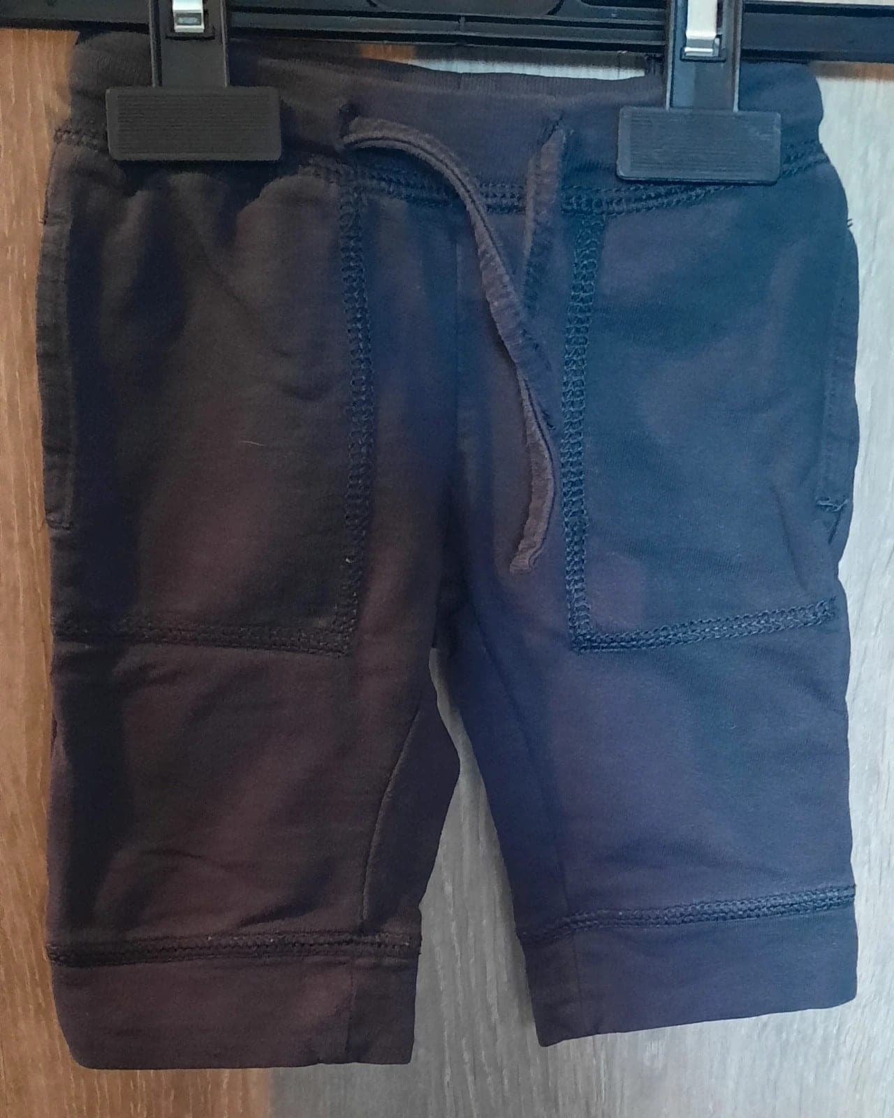 HEMA broekje 56 cm (1-3 maanden)