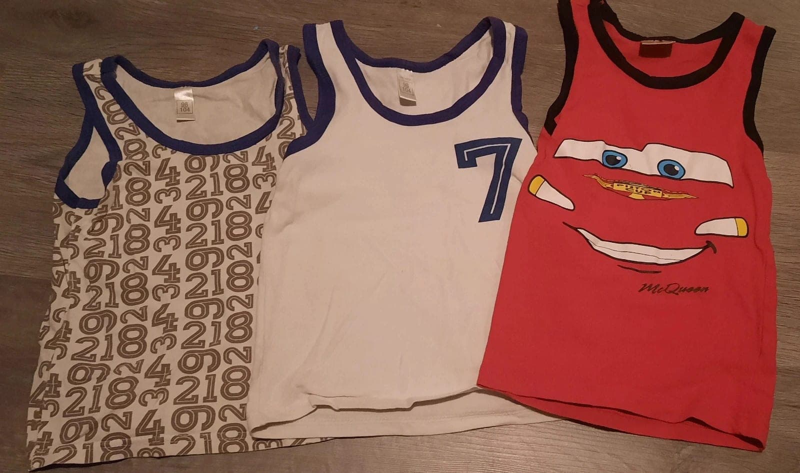 3 paar jongensonderhemdjes