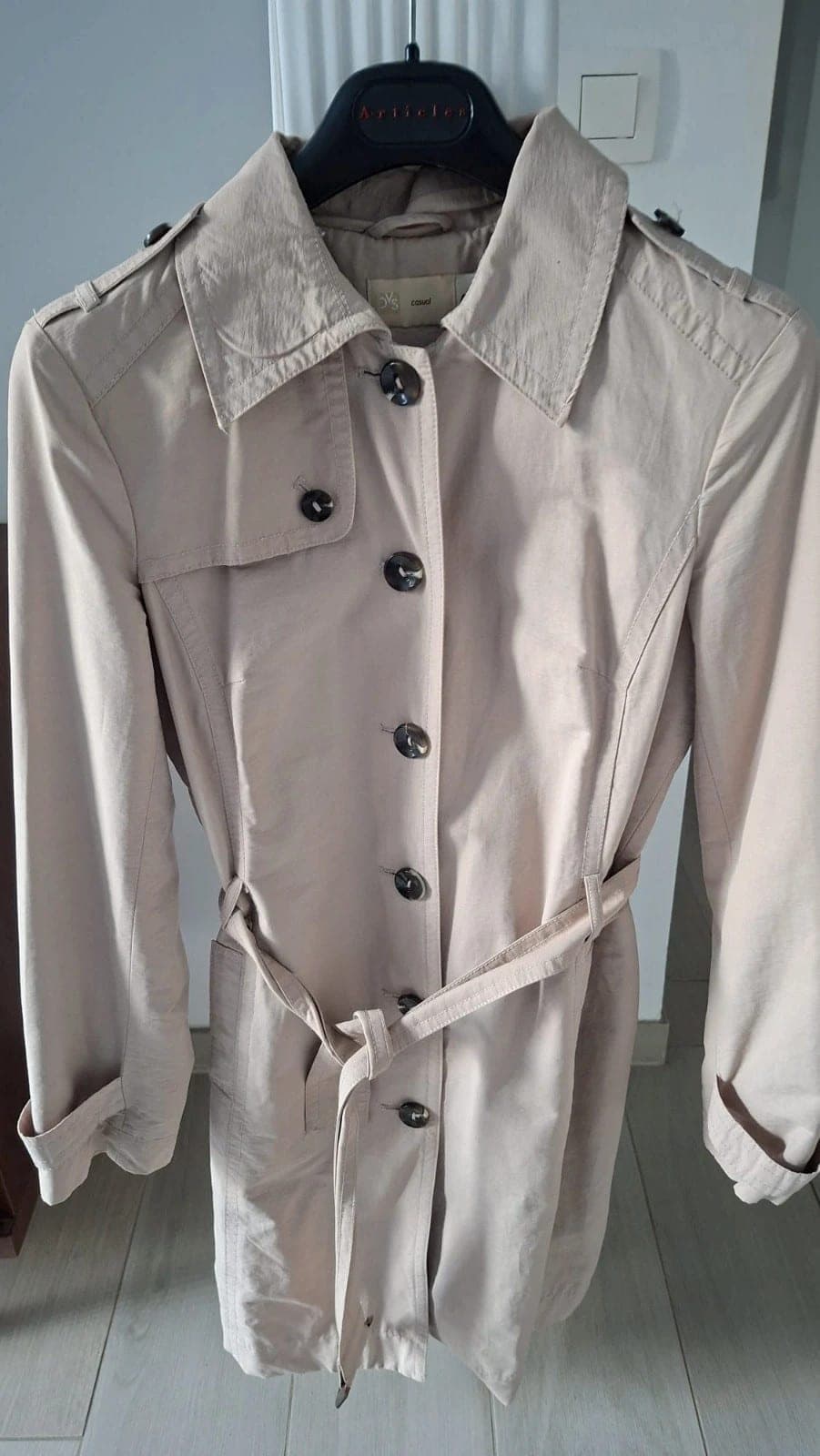 Beige trenchcoat van OVS, maat L/44