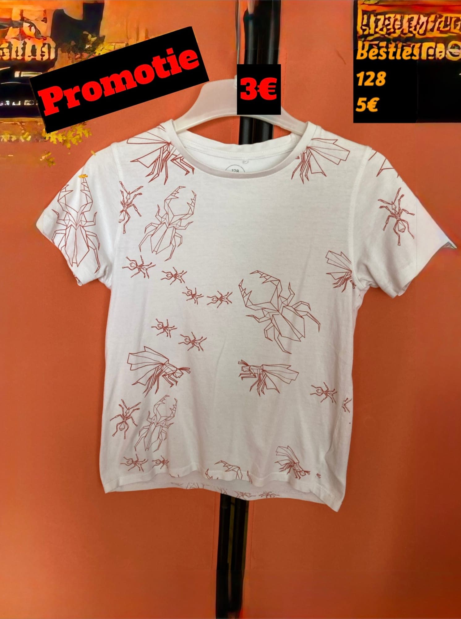 Wit T-shirt met insecten print (mieren en vliegen)