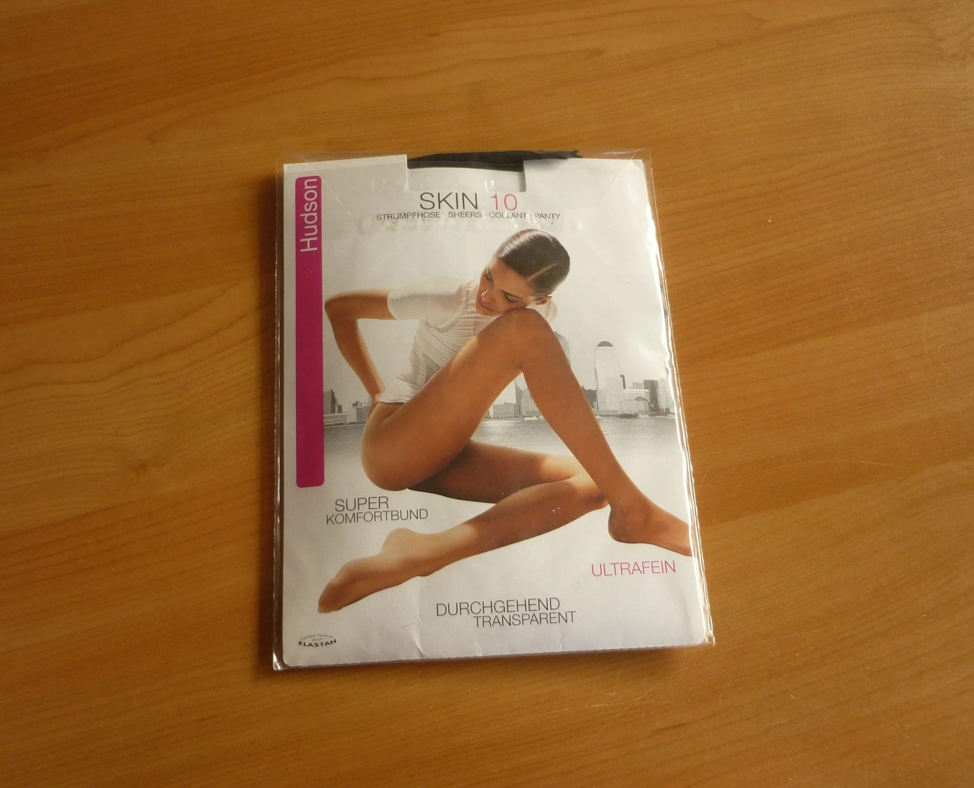Zwarte ultrafijne matte doorlopend transparante panty kousenbroek Mt 40-42