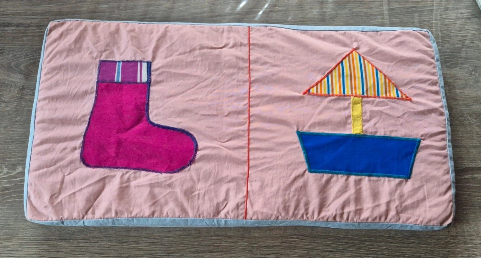 Retro matras voor poppenbed 25x50cm