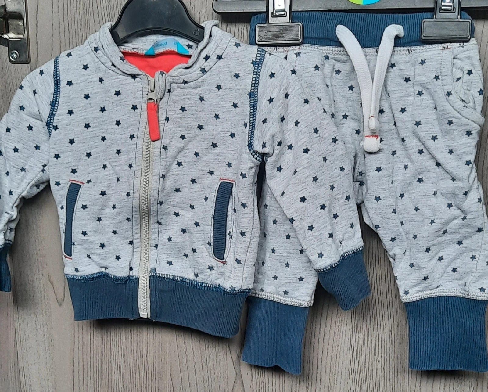 HEMA joggingpakje sterretjes 62 cm