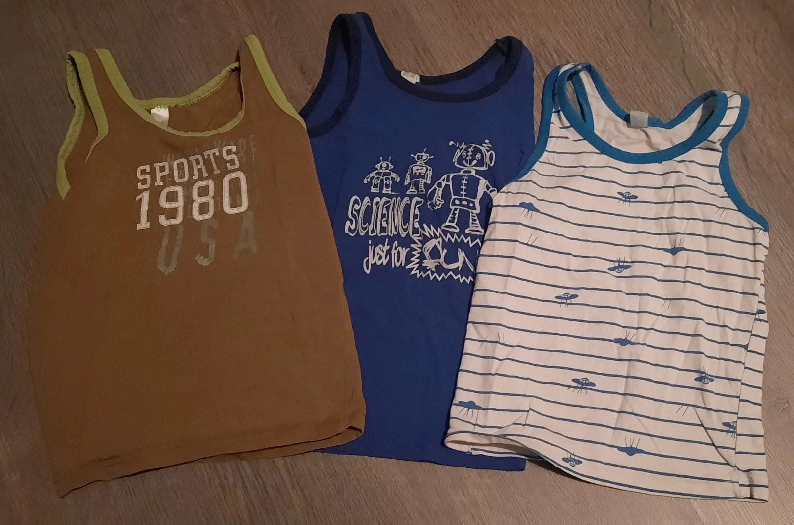 3 paar HEMA onderhemdjes voor jongens