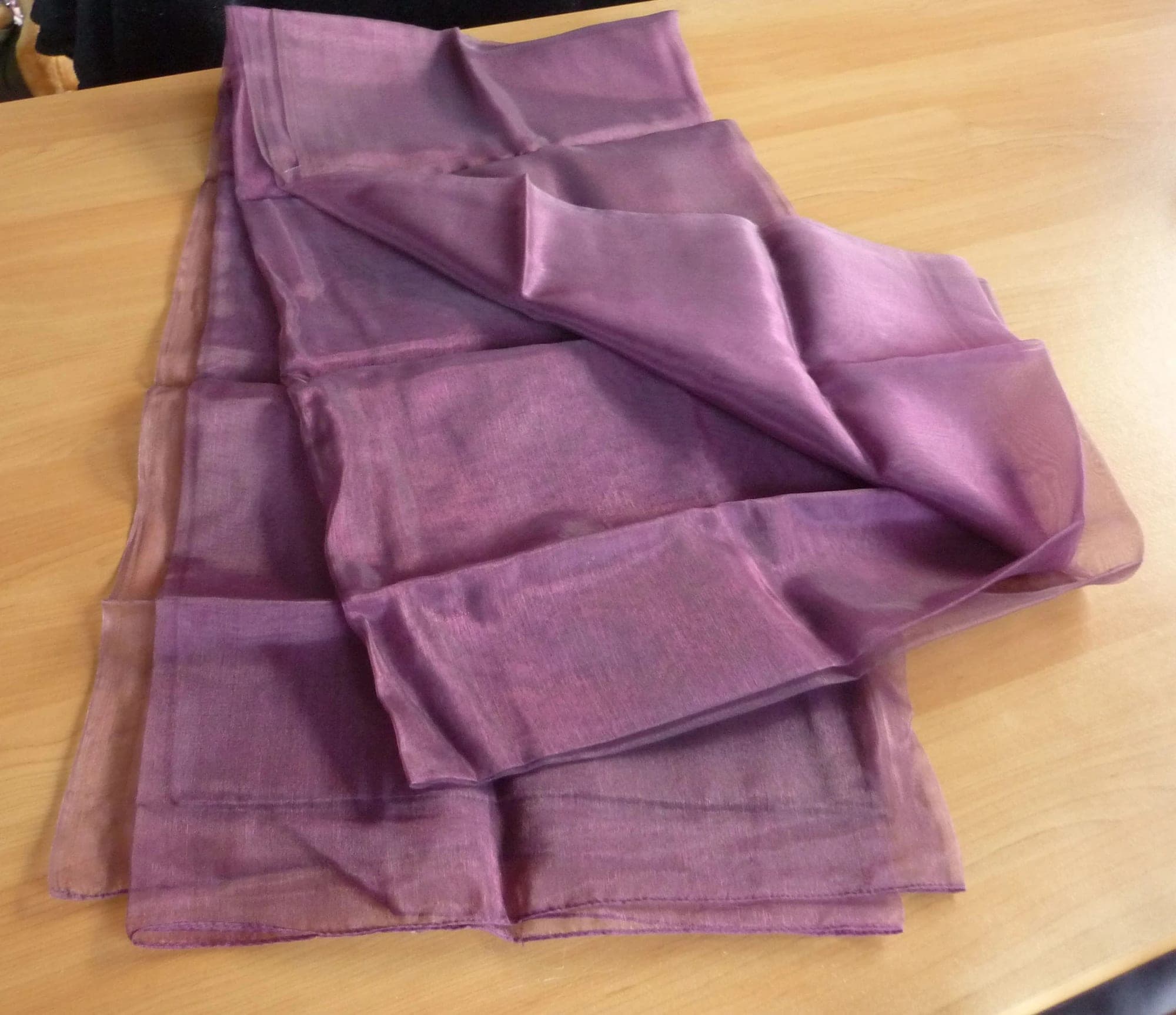 Paars voile tafelkleed tafellaken doek  142x292 cm