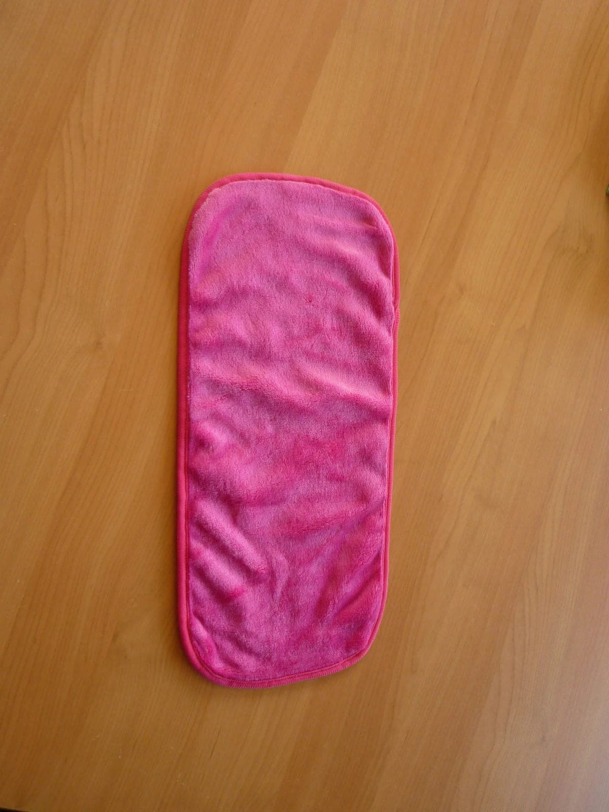 Boozyshop Fuchsia rose Makeup eraser towel chiffon démaquillant réutilisable