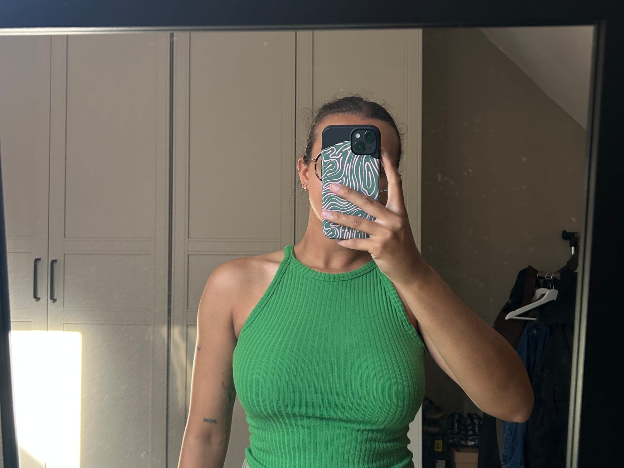 Groen geribbed halter crop top