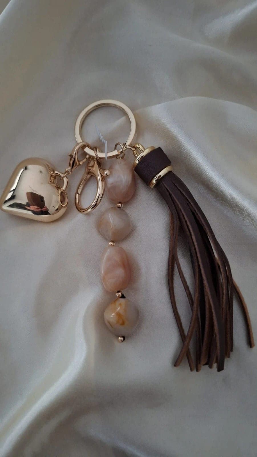 Cotton Club sleutelhanger bruin met hart en kwastje