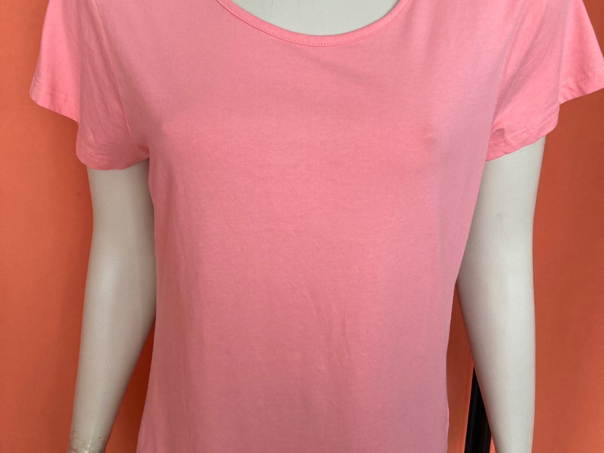 T-shirt rose basique à manches courtes