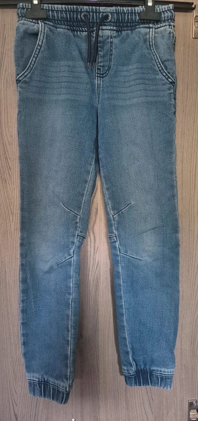 Denim lange broek voor jongens, maat 134 cm