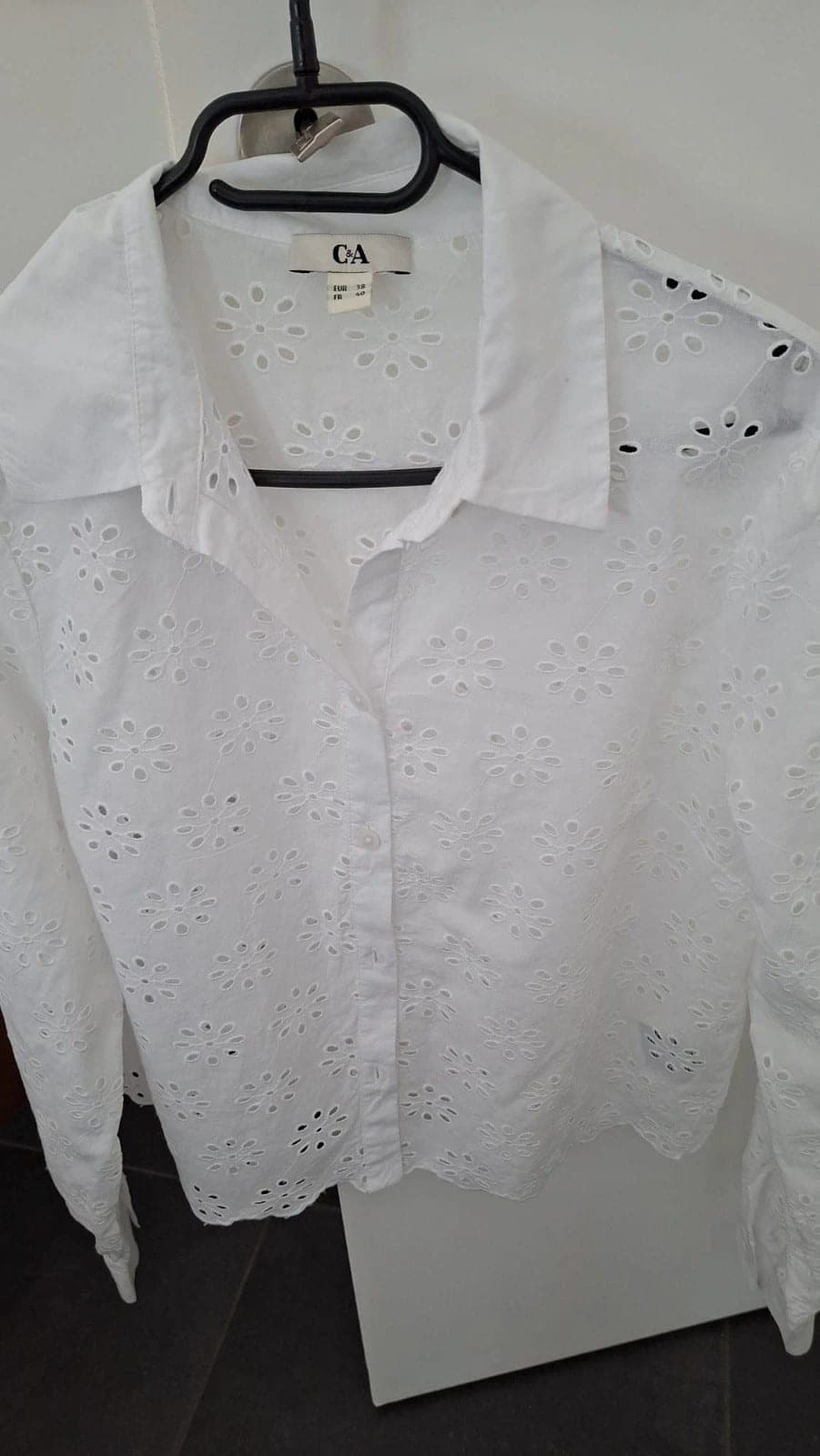 Elegante witte blouse met borduurwerk - C&A maat M