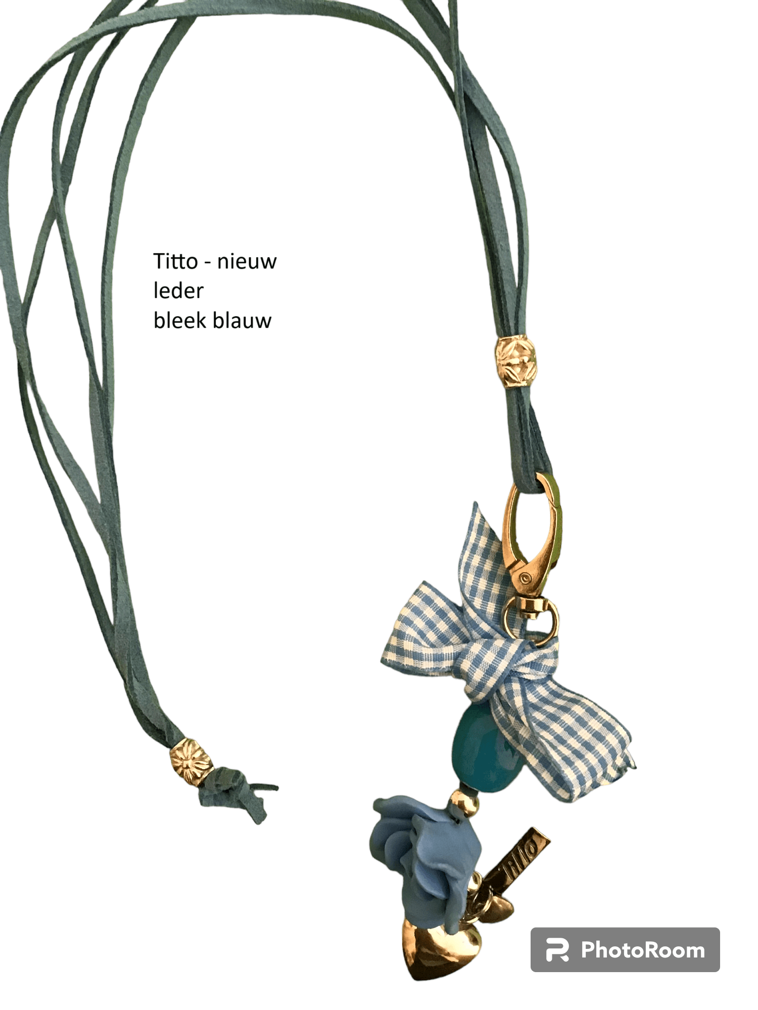 Titto leather lanyard with light blue accessories