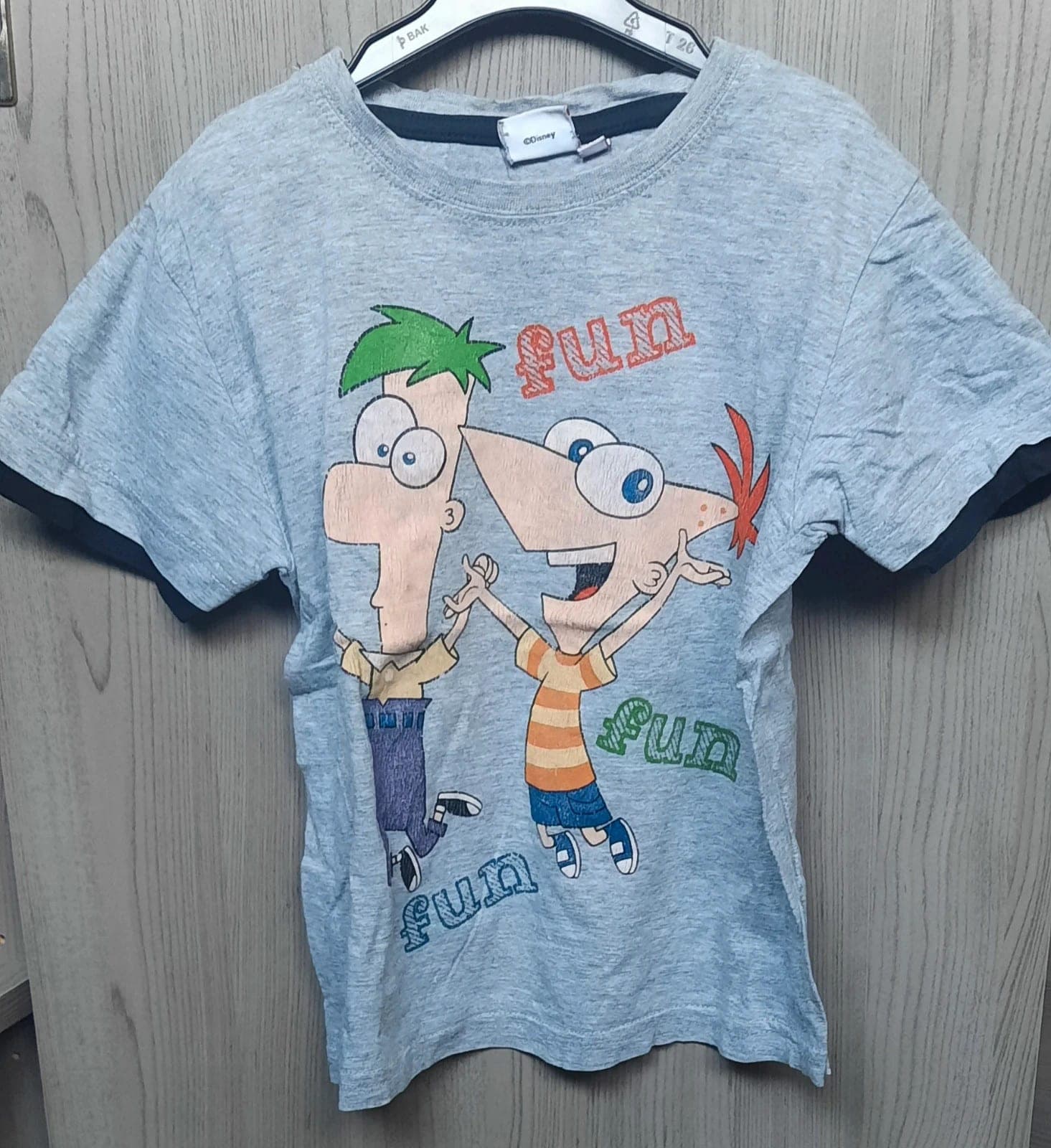 Phineas and Ferb t-shirt maat 116