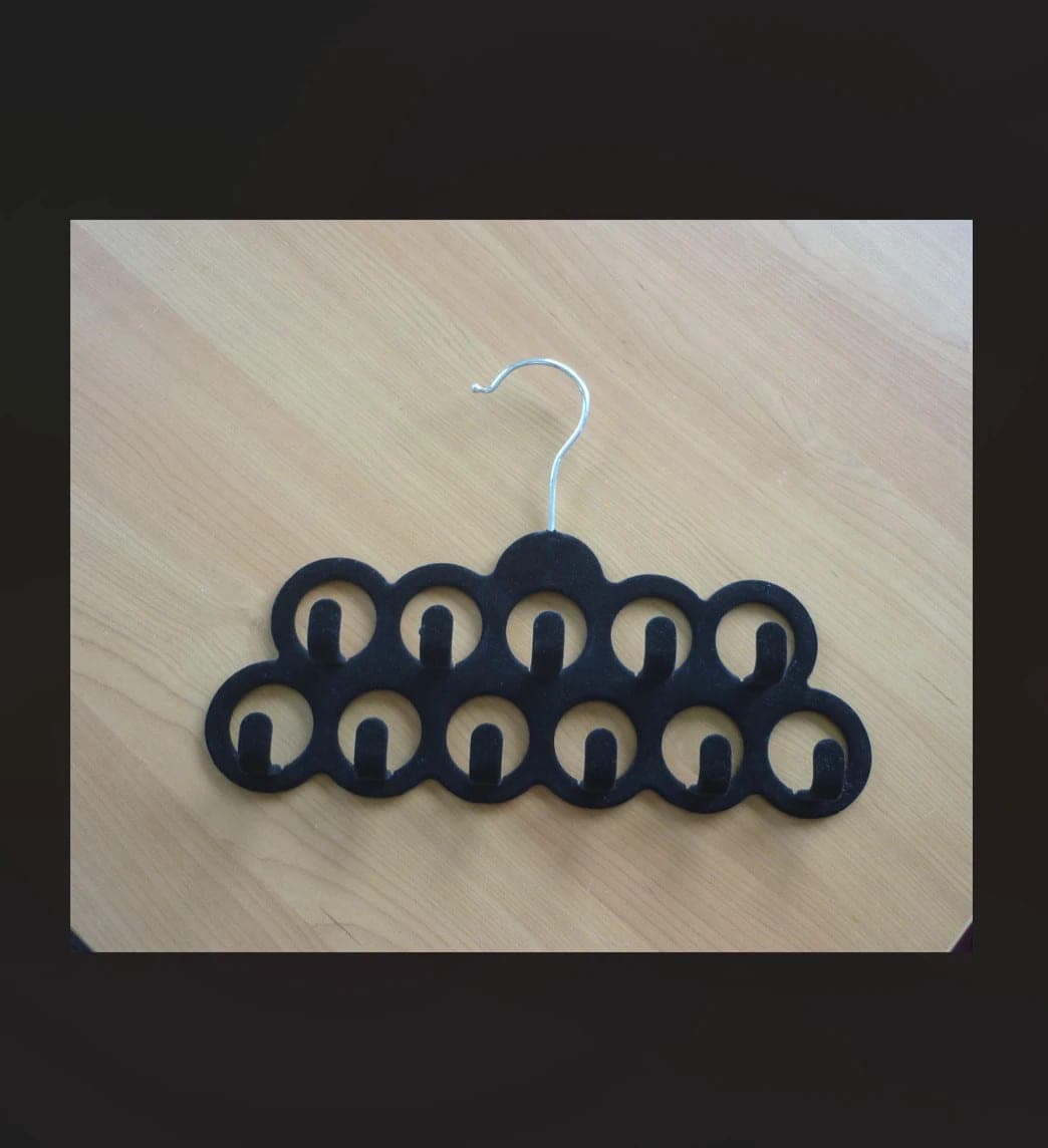 Zwarte fluwelen accessoire kapstok hanger