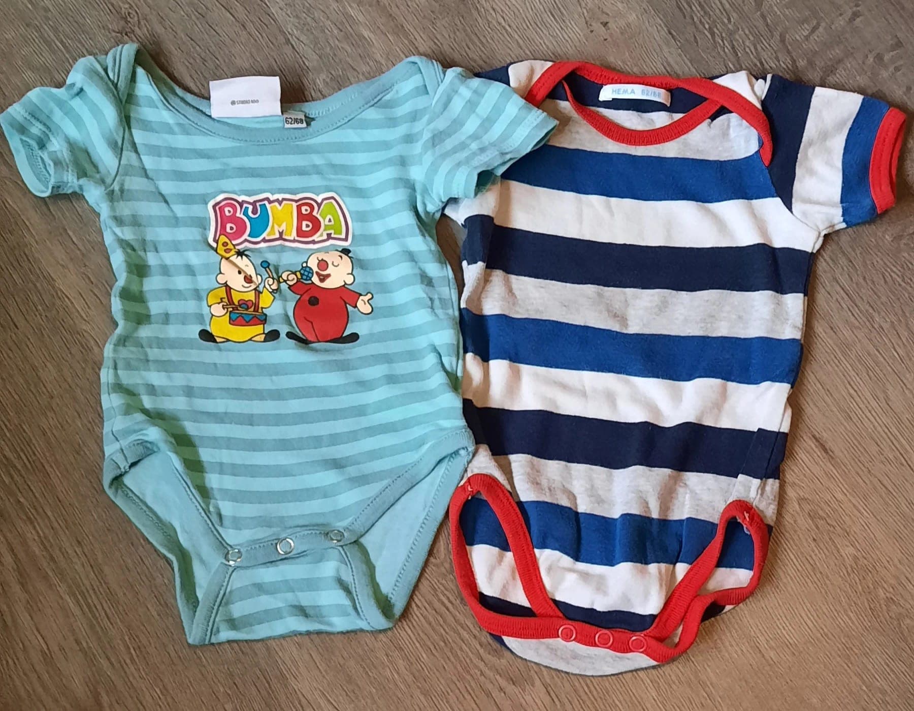 2x Bumba body's korte mouwen 62cm