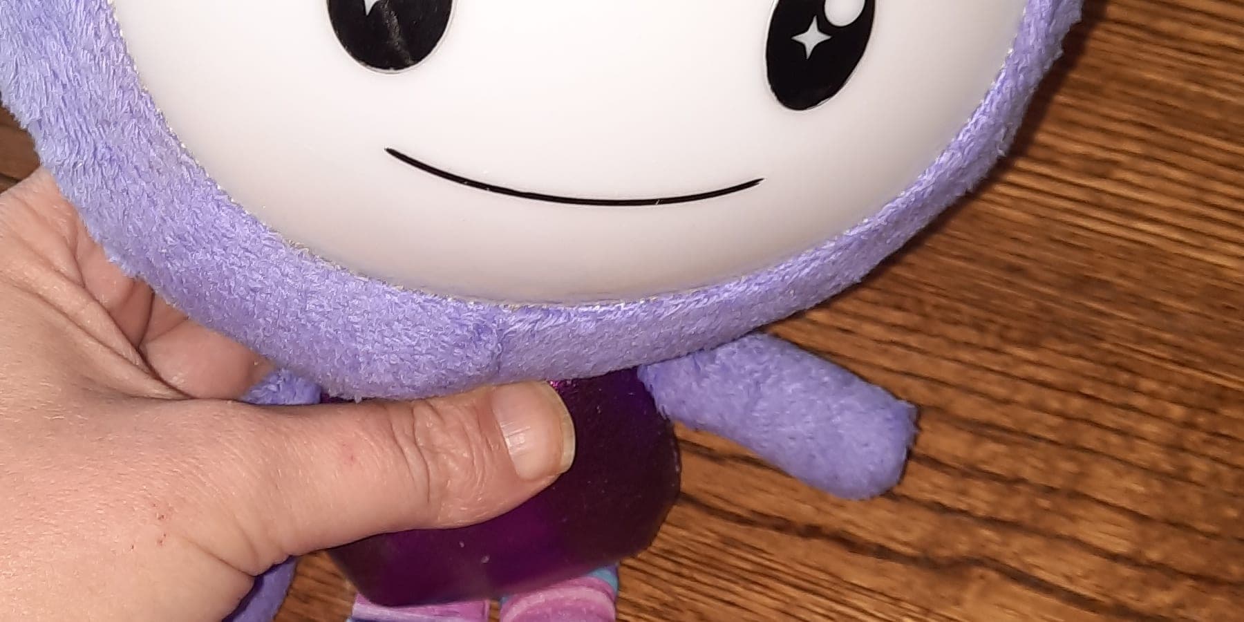 Paarse brightlings knuffelpop met licht en geluid 🩷