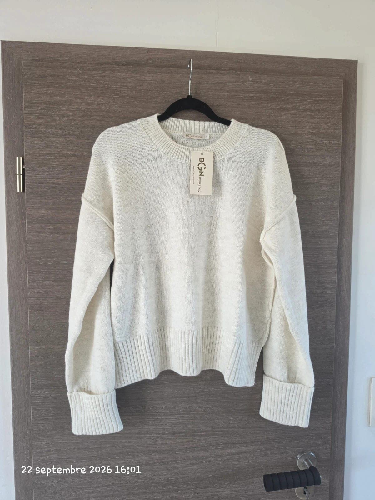 Pull BGN Workshop ecru grofgebreide maat L