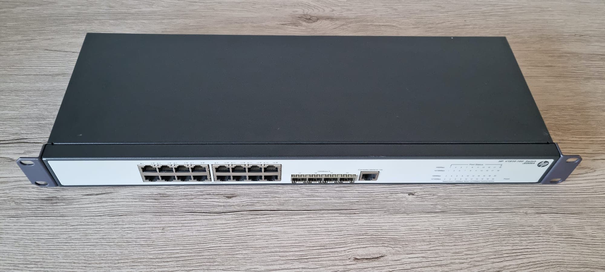 HP switch V1910-16G - JEOO5A