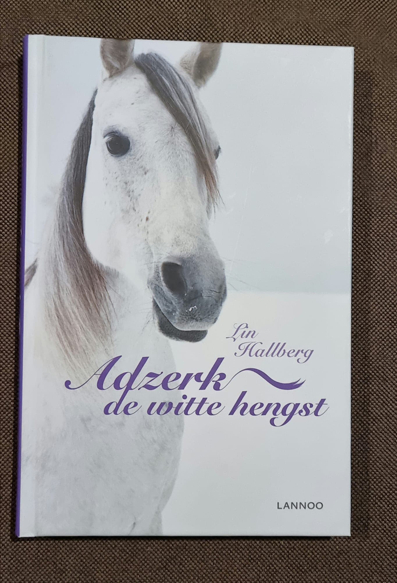 Adzerk, l'étalon blanc - Lin Hallberg