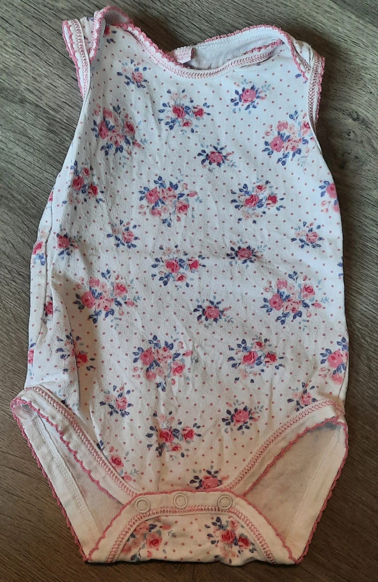 Body bloemen mouwloos 3-6 maanden