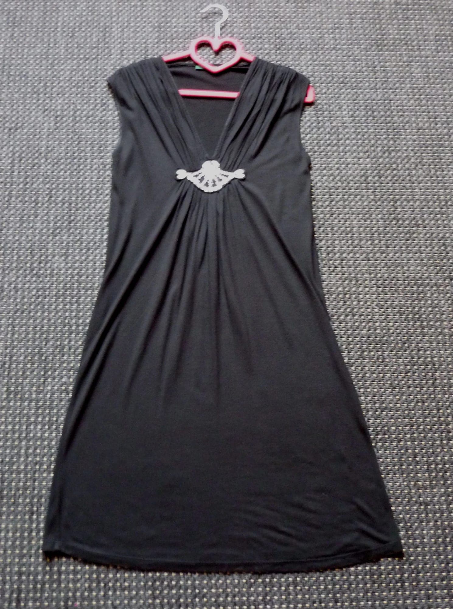 Zwarte jurk met strass-stenen Maat 38 NIEUW