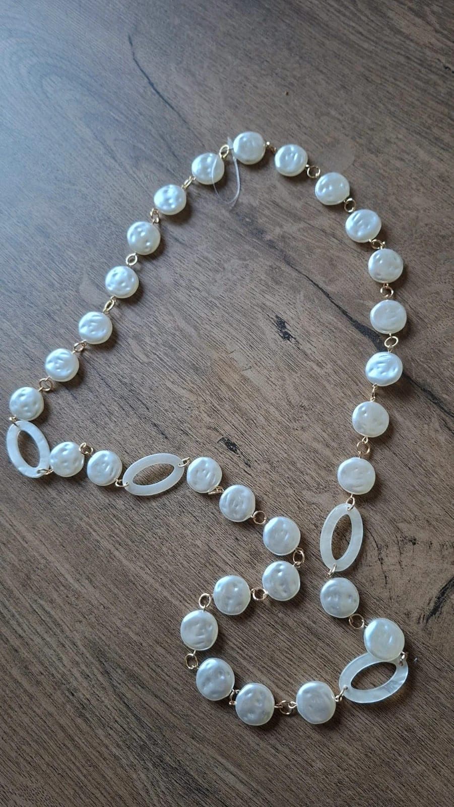 Prachtige witte parelketting van Les Cordes